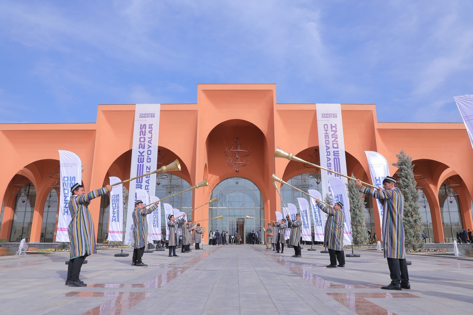 Innovation Week: Uzbekistan-Japan Youth Innovation Center at the “InnoWeek-2025-Ideas Without Borders” exhibition.